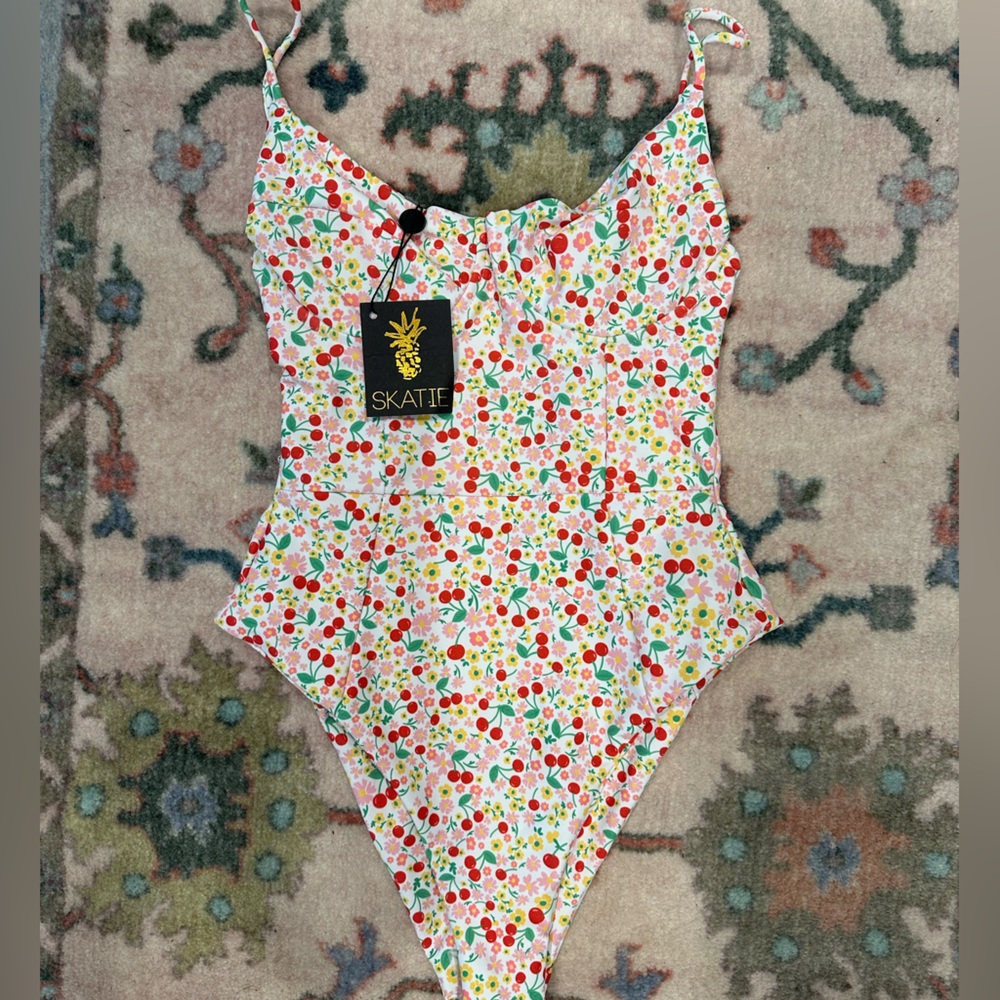 Skatie "The Rachel" one piece in Cherry print NWT
size XS